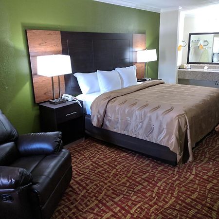 Quality Inn Forrest City I-40 Екстериор снимка