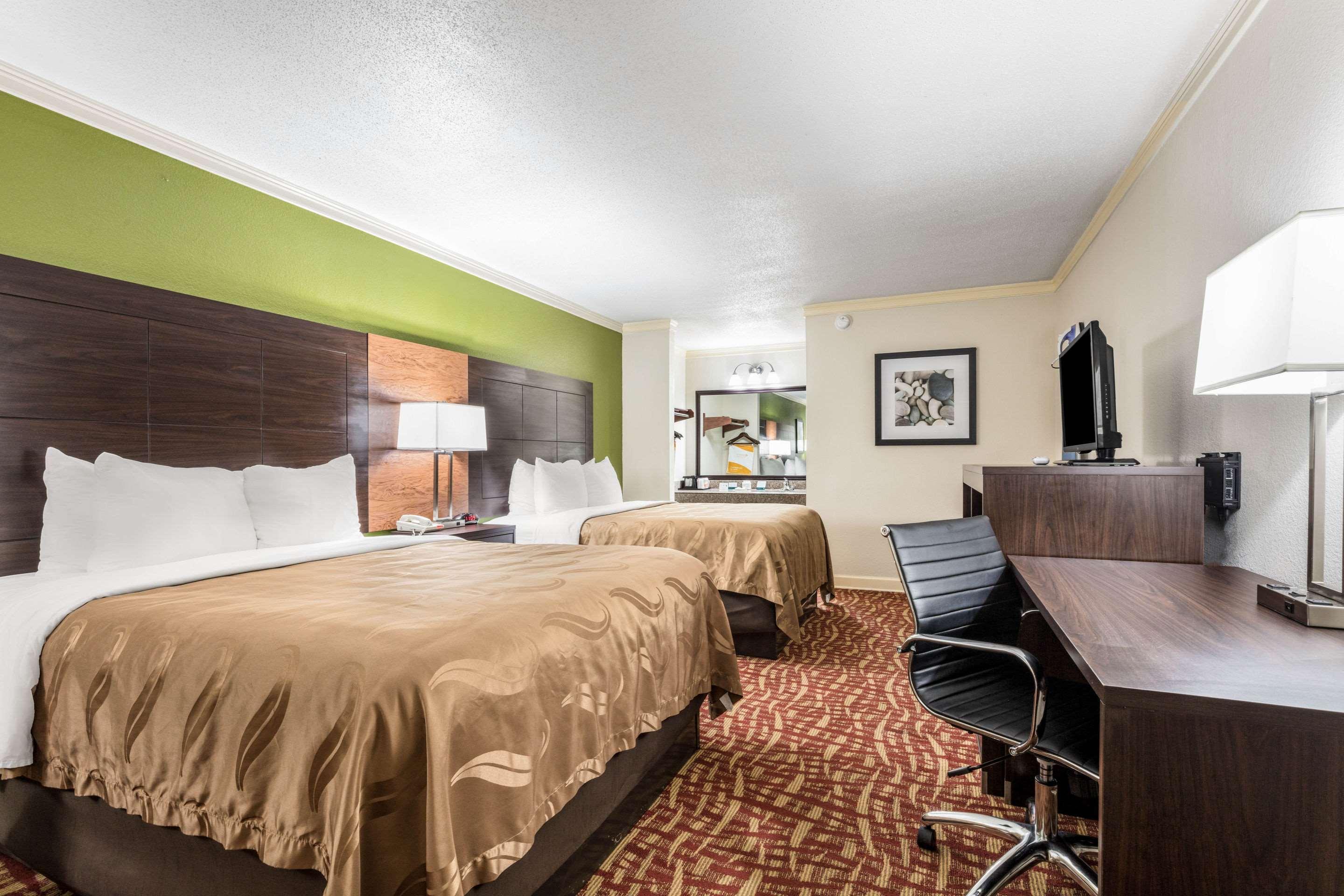 Quality Inn Forrest City I-40 Екстериор снимка